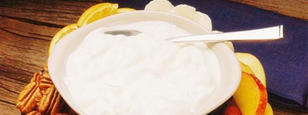 自制夏季常温发酵酸奶的制作方法（做出美味健康的酸奶，只需三步！）