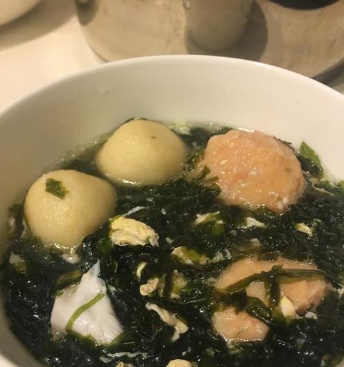 紫菜肉丸儿汤的做法（家常美食）