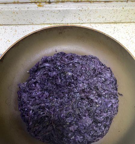 紫菜煎饼——简单易做的美味佳肴（用紫菜做煎饼，制作方法超简单！）