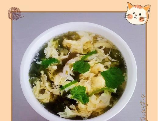 鲜美健康的紫菜蛋花菜汤，轻松学会制作！（紫菜蛋花菜汤的家常做法，营养丰富，简单易学。）