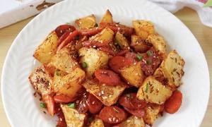 如何烹饪美味的孜然香辣土豆块（用这些技巧轻松做出口感香脆、味道香辣的土豆块）