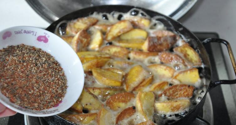 以孜然实蛋为主角的美食探索（孜然香气与鲜蛋融合，鲜香浓郁，口感绝佳）
