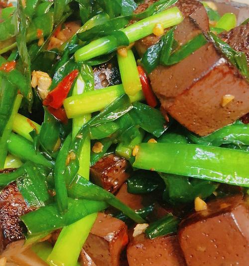 美味又营养的猪血韭菜汤（健康又开胃，让你爱上它的三大原因）