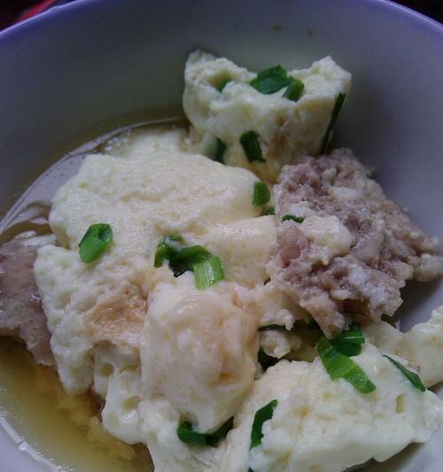 如何做出口感细腻的蒸芙蓉蛋（以简单食材，创造美味佳肴。）
