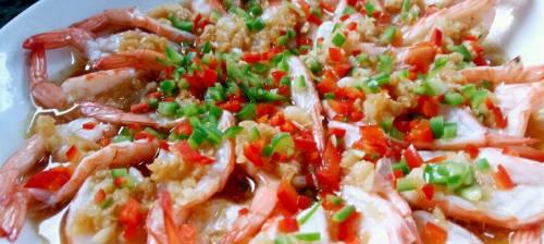 清蒸大虾，口感鲜美健康（传统佳肴新做法，清新味道更让人食指大动）