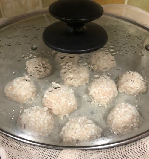 珍珠圆子的制作方法（以团团圆圆珍珠为主材料制作的美食）