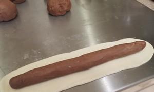 DIY长颈鹿吐司的做法（用轻松简单的方式，做出可爱又美味的长颈鹿吐司！）