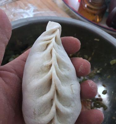 学会如何制作美味的芸豆馅包子（传统美食，鲜香可口）