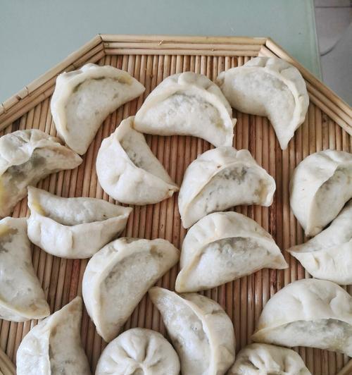 美味可口的芸豆排骨包子（健康食材的完美结合，又香又嫩）