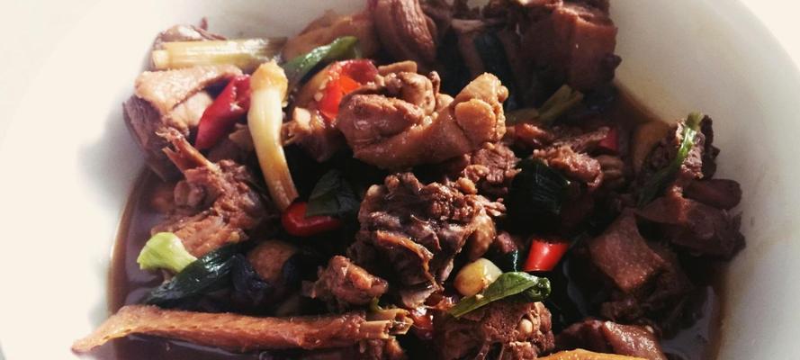 云雾鸭腿，美味健康的烹饪选择（秘制做法，让你轻松享受美食）