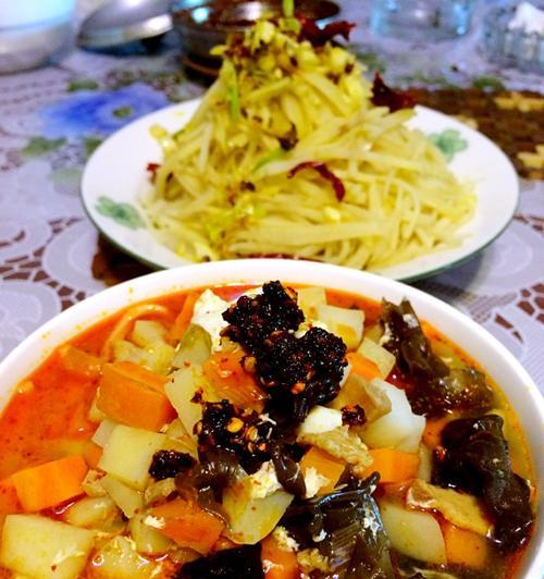 重温云南味道——风臊子面卤的制作方法（以传统手法制作，口感鲜美，回味无穷）
