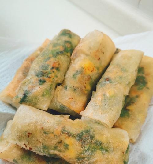 美味易做，尝越南风味——越式虾米春卷制作教程（用新鲜蔬果与虾米，轻松制作天然健康的越式春卷）