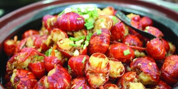 《鱼香茄虾，味蕾的盛宴》（制作方法详解，让你做出极品美味）