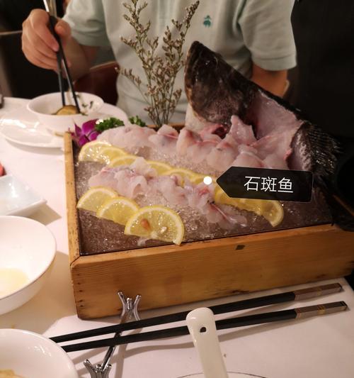 鱼头鱼骨汤的做法（家常美食，营养丰富的鱼头鱼骨汤的制作方法）