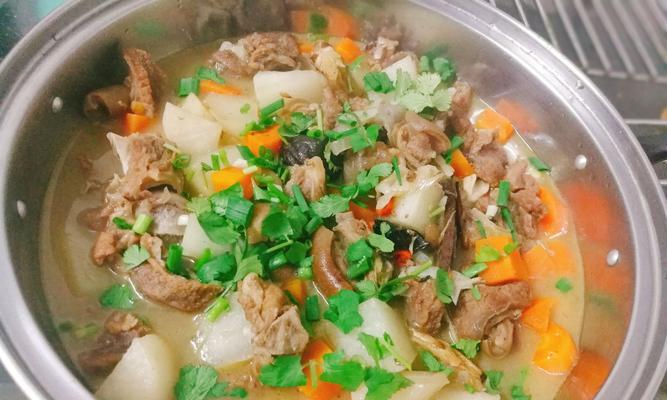 柚香萝卜的营养与美味（以柚香萝卜为主角，打造不一样的美食体验）