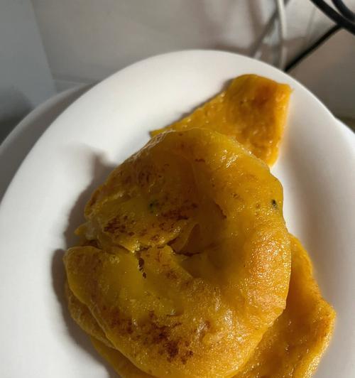 油炸柿子饼的制作方法（口感香脆，健康美味的秘诀）