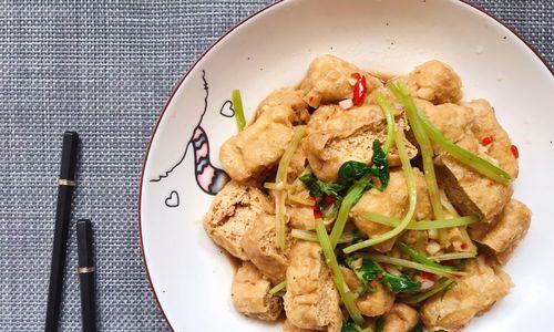 健康美味无油炸豆腐（教你如何在家轻松制作，让你吃得健康又美味）