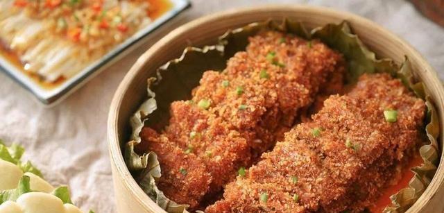 用油香米粉肉做美味佳肴（传统美食的创意演绎）
