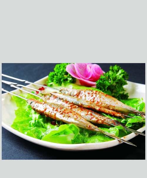 小米多春鱼的做法（美味又简单，让你在家也能享受正宗的小米多春鱼）