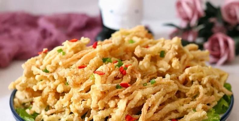 自制香辣玉米脆片（用玉米粉和调料制作美味脆片，健康又方便）