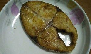 美食制作技巧（用简单的方作出美味的香煎马交鱼）