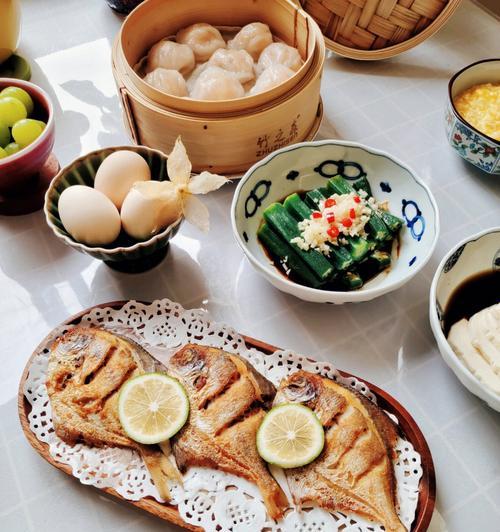 如何用香煎鲳鱼块制作美味佳肴（香气扑鼻）