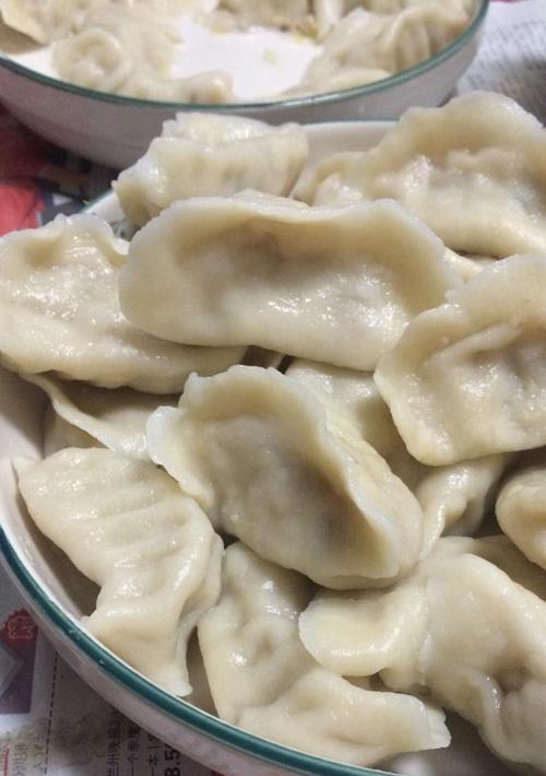 教你轻松做出美味的香菇猪肉馅蒸饺（以传统手工制作技艺）
