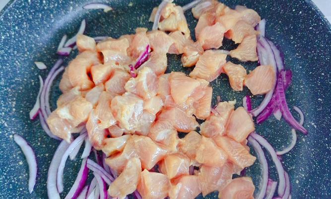香菇肉沫拌南瓜，美味健康的冬季料理（香菇、南瓜、肉沫三重美味）
