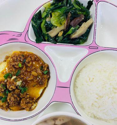 香菇+肉末+青菜=味蕾的三重享受（香菇+肉末+青菜=味蕾的三重享受）