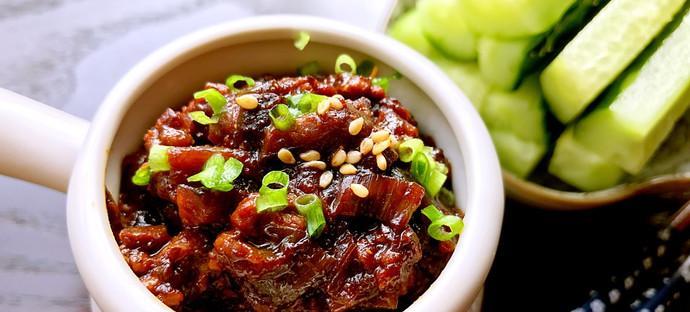 香菇肉末酱的家常做法（香菇与肉末的完美结合）