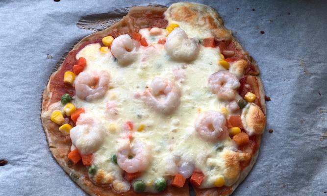 美味虾培根菠萝披萨的制作（做法简单）
