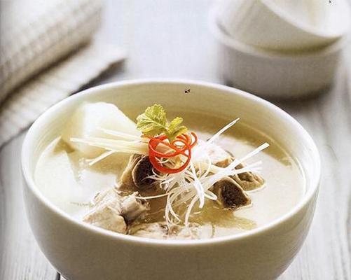 虾仁排骨罗卜汤——健康营养，美味无比