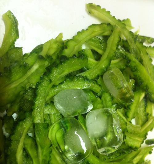 美味又清爽（以苦瓜为主角）