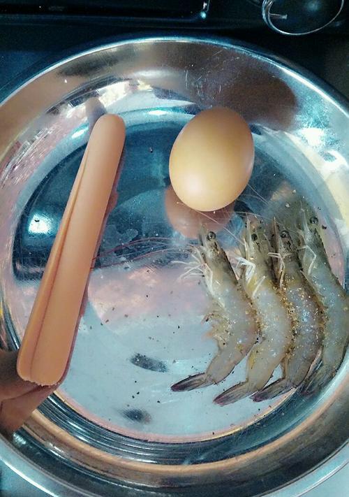 虾仁煎蛋的做法（美味又健康的早餐选择）