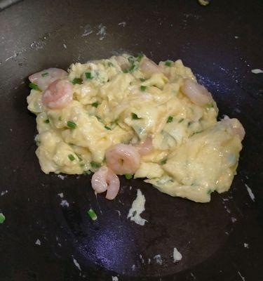 虾仁滑蛋的做法：美味又健康的中式料理
