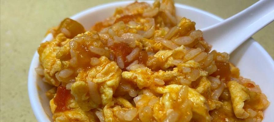 以西红柿烫饭，口感清新美味（简单易学）