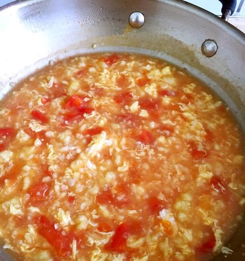 手把手教你做一碗美味的西红柿鸡蛋面疙瘩汤（口感绵密）