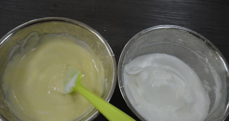 无水无油酸奶蛋糕的制作方法（享受健康与美味）