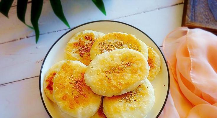 做无油红糖发面饼的秘诀（口感香甜）