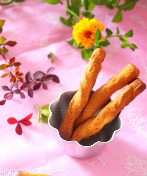 DIY宝宝磨牙棒饼干，无糖无油更健康（让宝宝吃出健康）