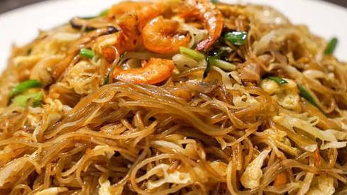温州炒米粉——一种美味的地方小吃（掌握制作技巧）