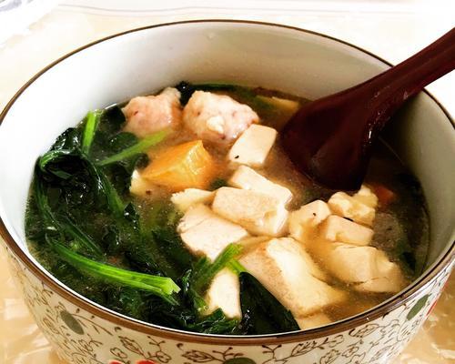 味增豆腐汤的制作方法（健康美味）