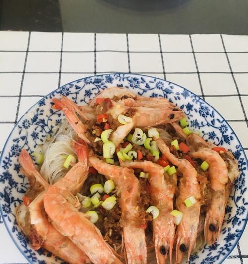 尝鲜美食，微波炉蒜蓉虾（健康快手）