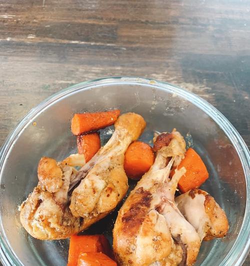 微波炉鸡腿（15分钟烤出口感酥脆多汁的健康料理）