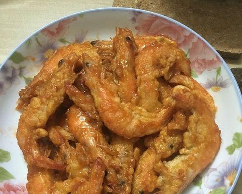 美味又健康的糖醋鲜虾料理（口感鲜美）