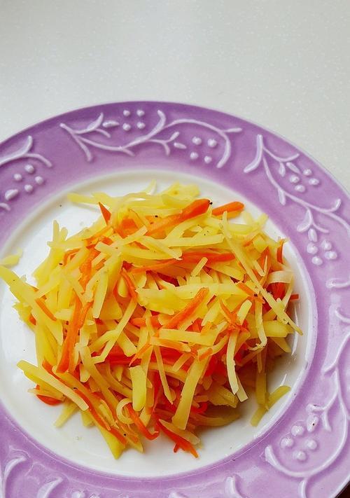 一道美味可口的糖醋土豆丝（学会做糖醋土豆丝）
