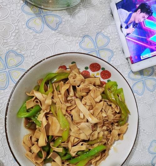 美味糖醋青椒豆皮（做法详解）