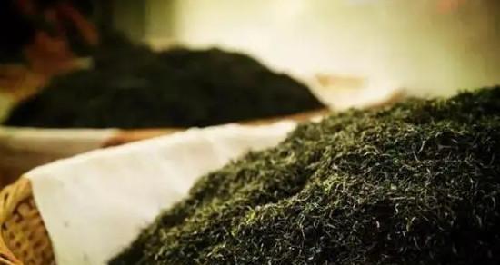檀香橄榄麦冬绿茶的美味制作（健康生活从喝一杯茶开始）