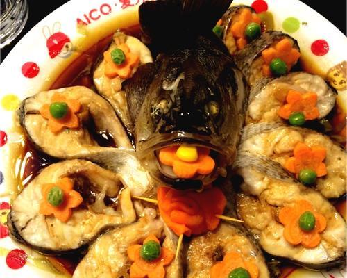 泰式蒸鲈鱼——健康美味的佳肴（掌握泰国传统烹饪技巧）
