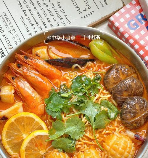 学会做泰式冬阴功海鲜汤，为家人煮一顿鲜美佳肴（快乐厨房｜自制泰式冬阴功汤）